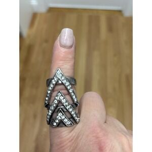 Silver Toned Chevron Articulated Hinged Knuckle Ring With Rhinestones - Size 10
